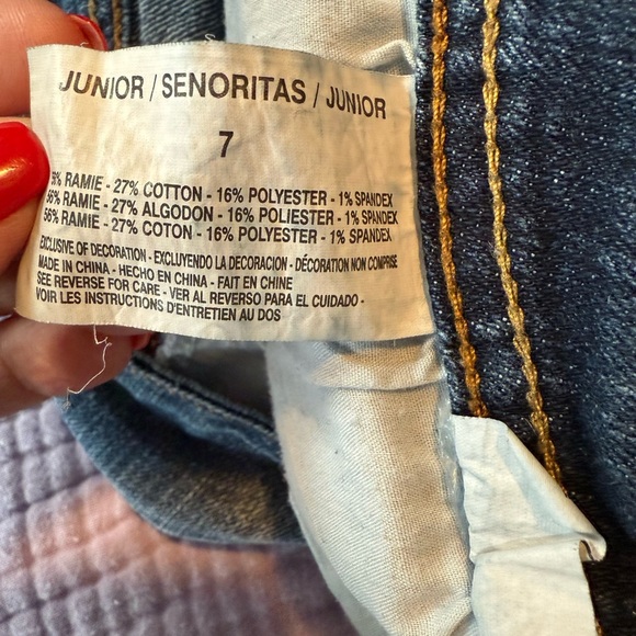 LEI Juniors Jean Shorts, Y2K, Size 7 - Picture 6 of 6